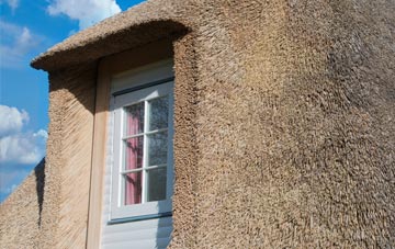 Fulnetby thatch roof disadvantages